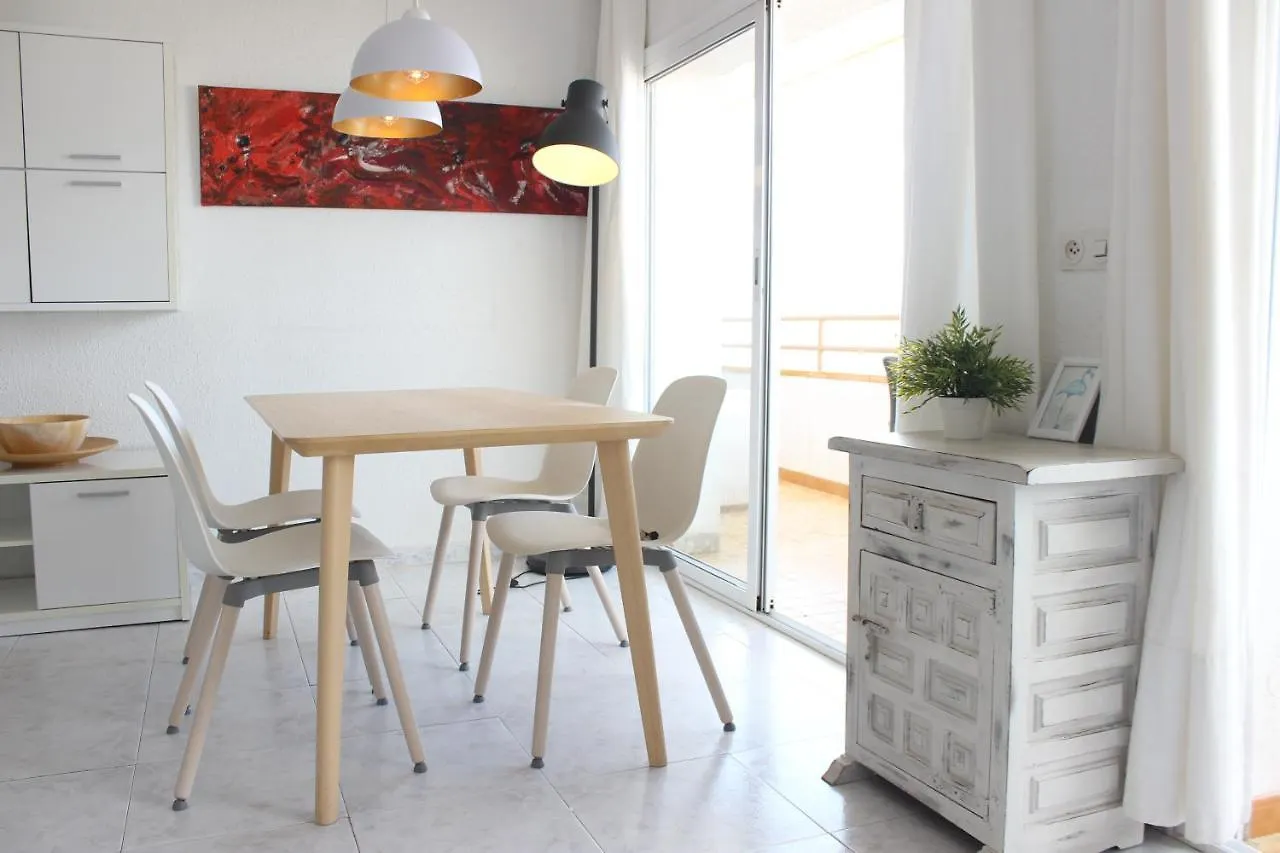 Beautiful Apartment In Front Of Beach, Pool, View Rosas 0*,