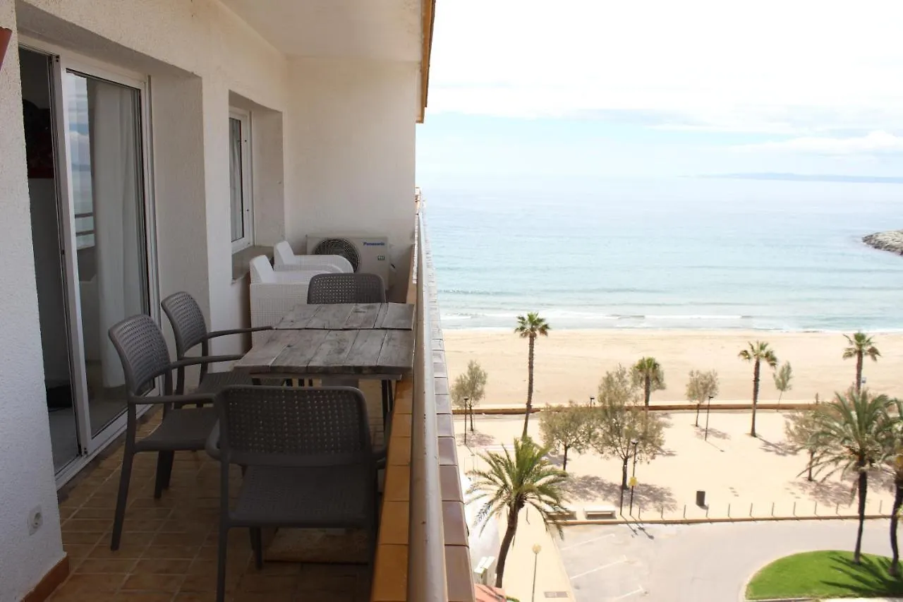 Beautiful Apartment In Front Of Beach, Pool, View Rosas